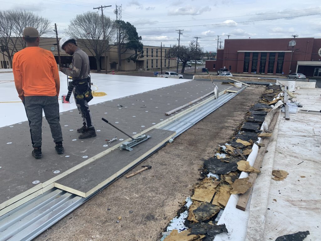 commercial roofing picture